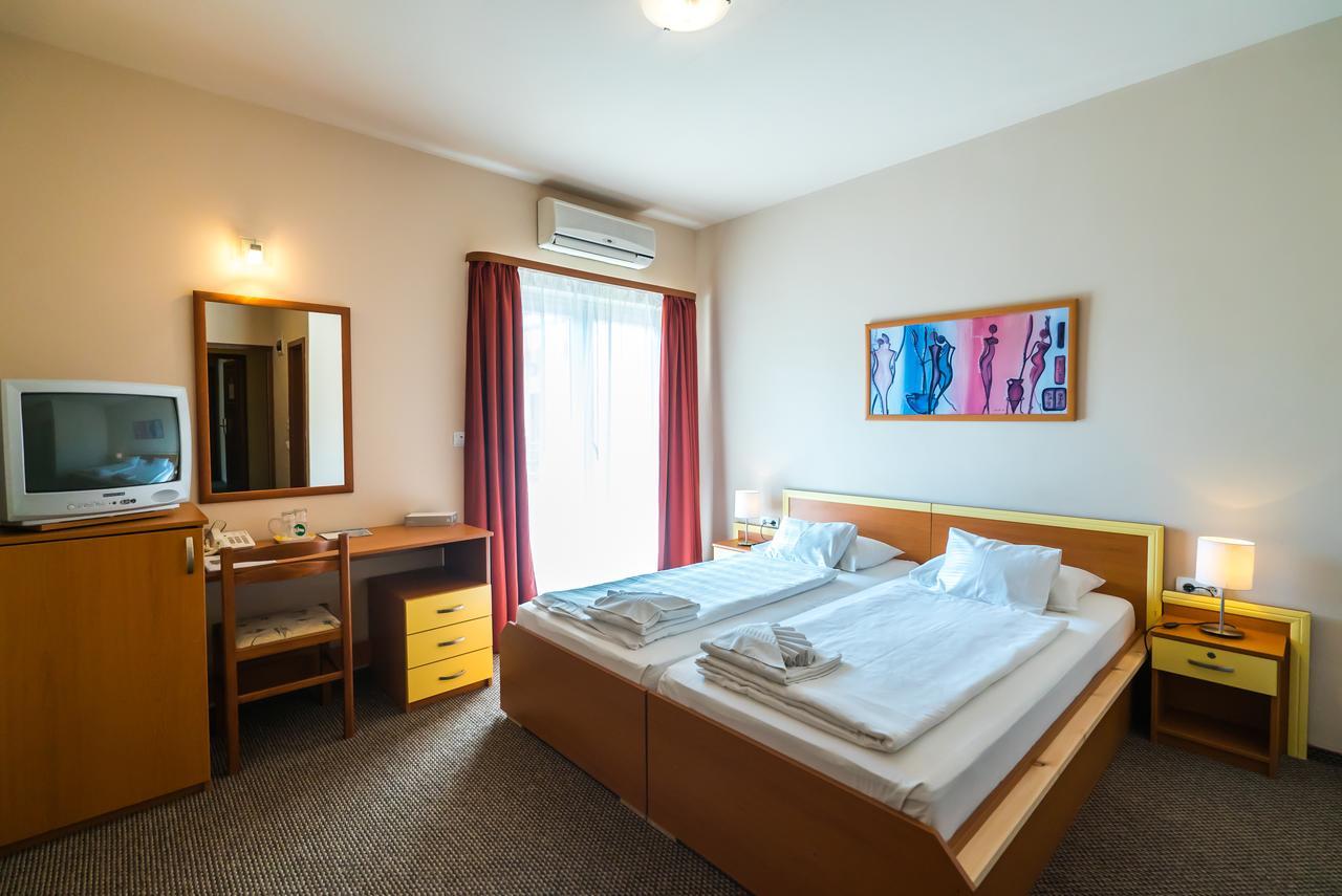 Hotel Beach Hotel 3*